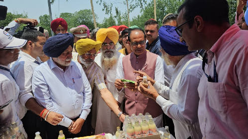 Union Agriculture Minister Champions 'Lab-to-Land' Vision in Punjab, Begins with Ground-Level Field Visit under Viksit Krishi Sankalp Abhiyan