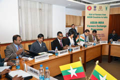 ASEAN-farmer-delegation-20-12-2012-2_0.jpg