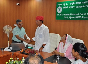 Chairman-Rajasthan-visited-ICAR-NRCSS-Ajmer-04.jpg