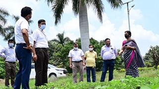 Director, Directorate of Pulse Development, Bhopal visits ICAR-IISR, Indore