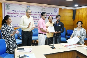 ICAR-CIFRI-fish-farmers-Jamui-District-Bihar-01