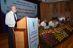 ICAR-foundation-day-16-07-2012-2_0.jpg