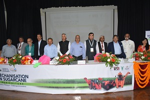 Mechanization-Sugarcane-Agriculture-Challenges-Solutions-01_1.jpg
