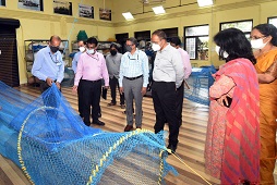 Secretary, Department of Fisheries visits ICAR-CIFT 03.jpg