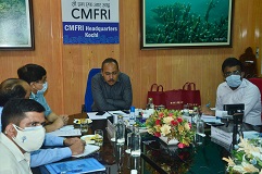Secretary, Department of Fisheries visits ICAR-CMFRI 01.jpg