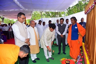 The-Agriculture-Minister-lays-Foundation-ICAR-NAARM-02