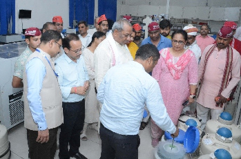 Uttar Pradesh’s Fisheries Minister Visits ICAR-NBFGR, Lucknow