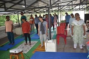 Yoga-ICAR-CIFT-02.jpg 