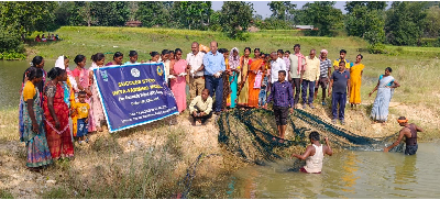 Integrated Multi-Trophic Aquaculture: A viable model for Scheduled Tribe Farmers Empowerment