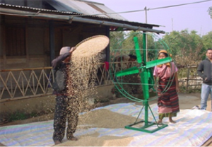 ss-hand-operated-winnower-08-07-2013-1-s