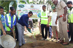 A total of 85 participants, including 30 officials from the South Andaman Forest Division and 40 scientists, technical, administrative, supporting, project, contractual, and KVK staff of ICAR-CIARI, took part in the programme and planted seedlings across the designated areas of Garacharma Farm.